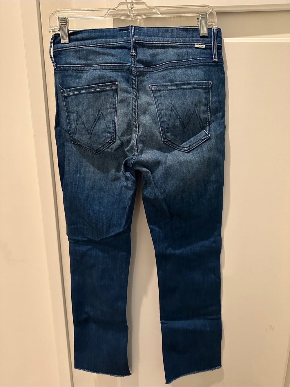 EUC Mother Denim mid rise dazzler crop jean in squeeze it - size 27 $278 retail - Picture 5 of 10